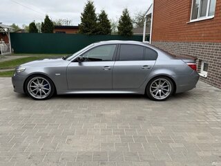 2003 BMW 5 серии 530i V (E60/E61), серебристый, 1450000 рублей, вид 3