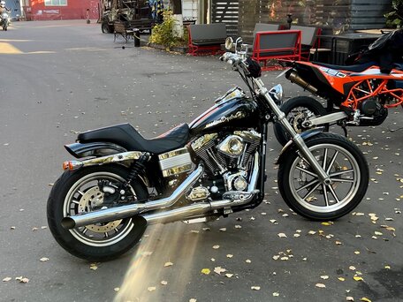 2009 Harley-Davidson Dyna Low Rider, чёрный, 900000 рублей, вид 2