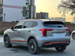 2021 Haval Jolion I, серый, 1300000 рублей, вид 4