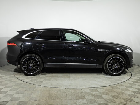 2019 Jaguar F-Pace I, чёрный, 2399700 рублей, вид 4