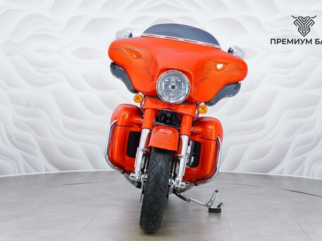 2010 Harley-Davidson CVO Street Glide, красный, 1290000 рублей, вид 4