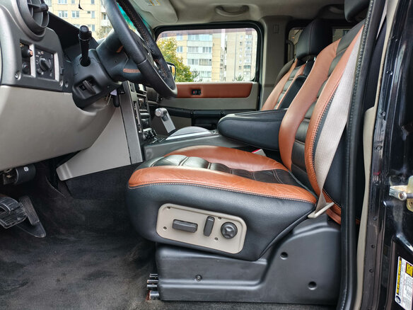 2004 Hummer H2 I, чёрный, 1490000 рублей - вид 9
