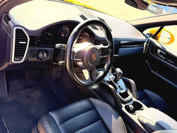 2019 Porsche Cayenne III, жёлтый, 4990000 рублей - вид 32