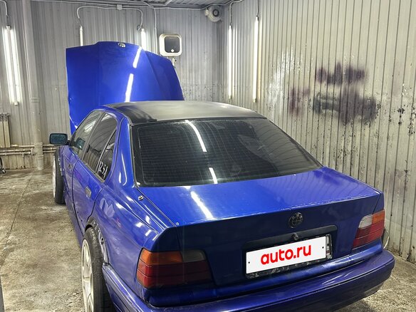 1993 BMW 3 серии 316i III (E36), синий, 210000 рублей - вид 15