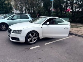 2009 Audi A5 I (8T), белый, 1150000 рублей, вид 2
