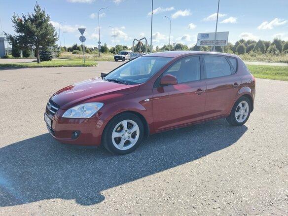 2008 Kia Ceed I, пурпурный, 570000 рублей