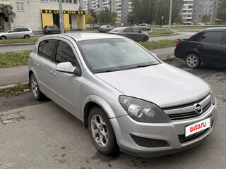2010 Opel Astra H Рестайлинг, серебристый, 350000 рублей, вид 2
