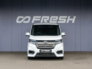 2017 Honda Stepwgn Spada V Рестайлинг, белый, 2120000 рублей, вид 3