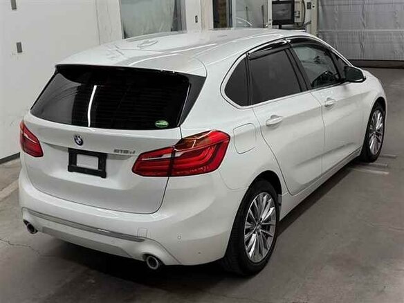 2021 BMW 2 серии Active Tourer 218d F45 Рестайлинг, белый, 1250000 рублей - вид 2