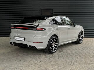 2026 Porsche Cayenne GTS Coupé III Рестайлинг, серый, 30000000 рублей, вид 5