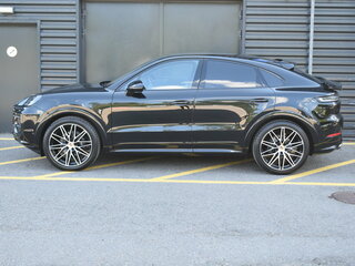 2026 Porsche Cayenne Coupé III Рестайлинг, чёрный, 19900000 рублей, вид 2