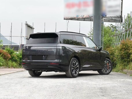 2026 Lynk & Co 900, серый, 7300000 рублей, вид 2