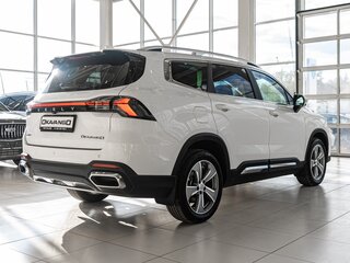 2026 Geely Okavango I Рестайлинг, белый, 4085990 рублей, вид 4