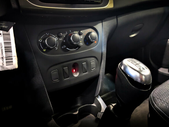 2022 Renault Logan II Рестайлинг, белый, 960000 рублей - вид 24