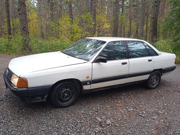 1988 Audi 100 III (C3), белый, 230000 рублей - вид 1