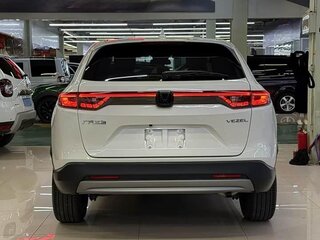 2023 Honda Vezel II, белый, 2100000 рублей, вид 4
