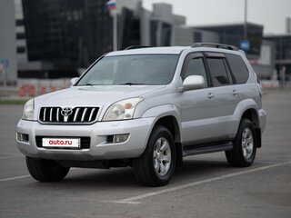 2007 Toyota Land Cruiser Prado 5-speed 120 Series Рестайлинг, серебристый, 1700000 рублей, вид 1