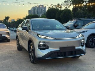 2026 Changan Qiyuan Q05 51.9 kWh II, серебристый, 2500000 рублей, вид 2