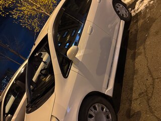 2003 Honda Fit I, белый, 430000 рублей, вид 3