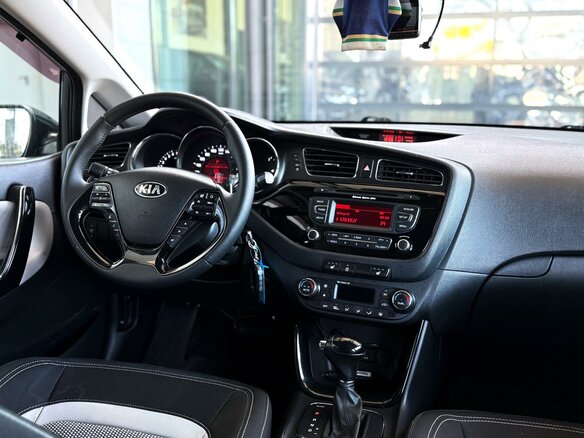 2013 Kia Ceed II, серый, 1180000 рублей - вид 30