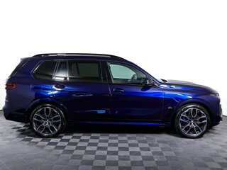 2022 BMW X7 M60i I (G07) Рестайлинг, синий, 13860000 рублей, вид 4