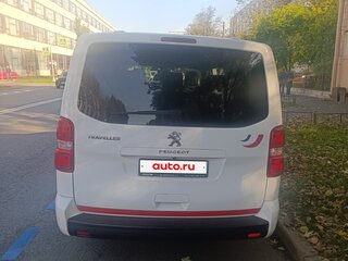 2021 Peugeot Traveller Compact I, белый, 3500000 рублей, вид 3
