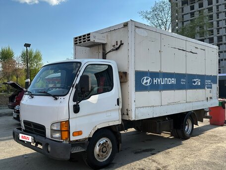 2004 Hyundai HD65, белый, 530000 рублей, вид 3