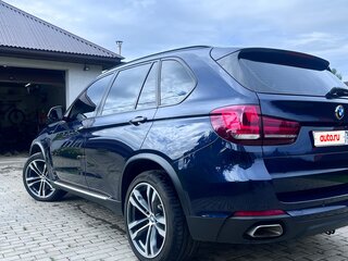 2014 BMW X5 30d III (F15), синий, 3450000 рублей, вид 4