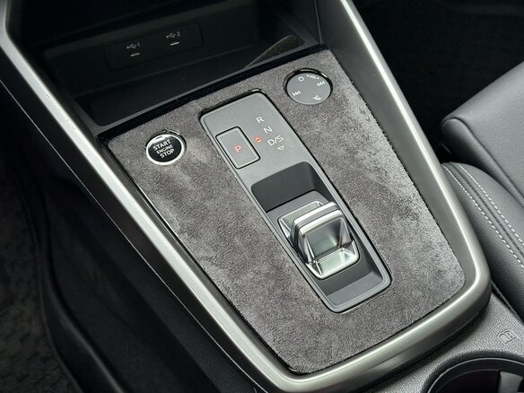 2023 Audi A3 35 TFSI Long IV (8Y), зелёный - вид 9