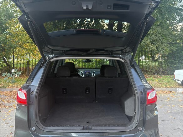 2020 Chevrolet Equinox III, серый, 1900000 рублей - вид 6