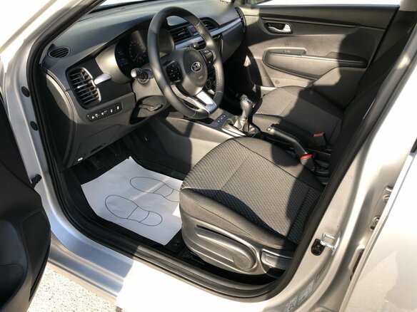 2019 Kia Rio IV, серебристый, 1320000 рублей - вид 8