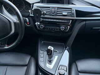 2020 BMW 3 серии Gran Turismo 320d xDrive VI (F3x) Рестайлинг, белый, 2420000 рублей, вид 4