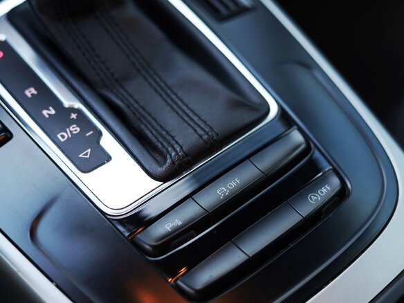 2013 Audi A4 IV (B8) Рестайлинг, чёрный, 1320000 рублей - вид 15