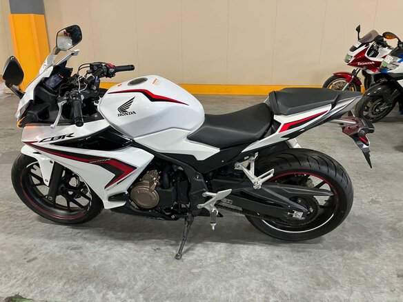 2020 Honda CBR 400R, белый, 699000 рублей