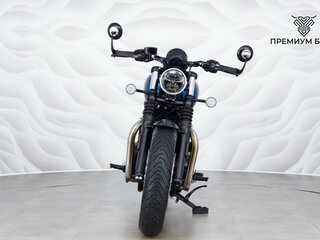 2026 Triumph Bonneville Bobber, чёрный, 2099000 рублей, вид 4