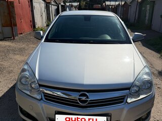 2010 Opel Astra H Рестайлинг, серебристый, 650000 рублей, вид 2