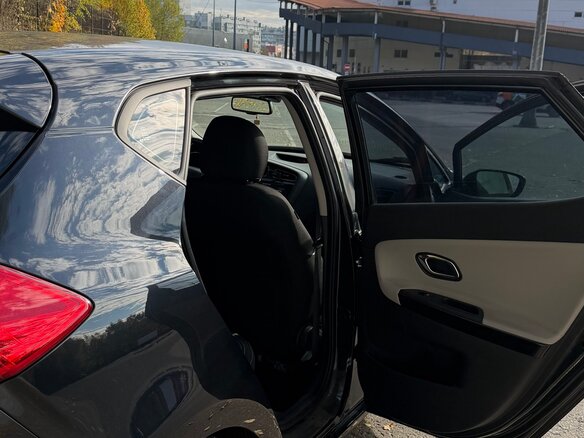 2014 Kia Ceed II, чёрный, 1300000 рублей - вид 16