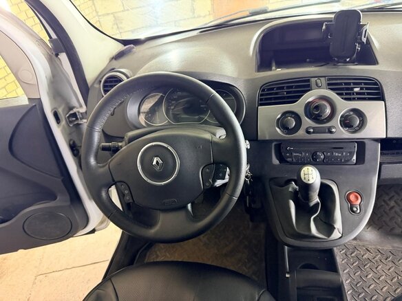 2012 Renault Kangoo II, белый, 750000 рублей - вид 10