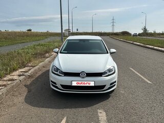 2014 Volkswagen Golf VII, белый, 690000 рублей, вид 3