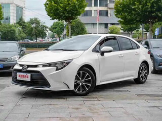 2023 Toyota Levin XII (E210) Рестайлинг, белый, 1320000 рублей, вид 1