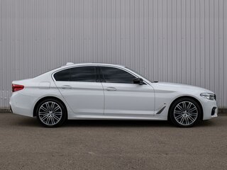 2020 BMW 5 серии 530e VII (G30/G31/G38), белый, 4399000 рублей, вид 5