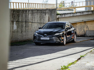 2020 Toyota Camry VIII (XV70), чёрный, 3049999 рублей, вид 1