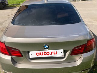 2010 BMW 5 серии 525d VI (F10/F11/F07), серебристый, 1700000 рублей, вид 4