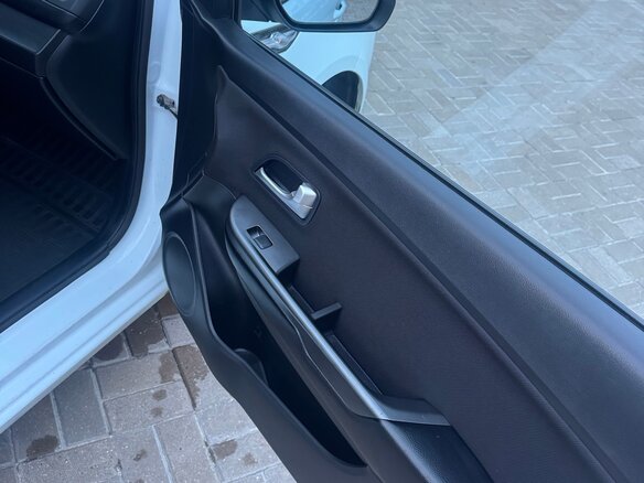 2012 Kia Rio 5-speed III, белый - вид 14