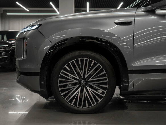 2026 Volkswagen ID.Era 9X 65.2 kWh, серый, 10450000 рублей - вид 31