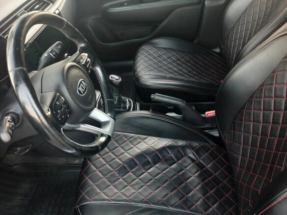 2017 Kia Rio IV, серебристый, 616000 рублей - вид 9