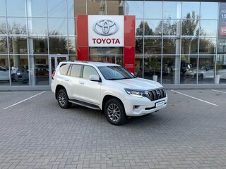 2020 Toyota Land Cruiser Prado 150 Series Рестайлинг 3, белый, 4850000 рублей, вид 3
