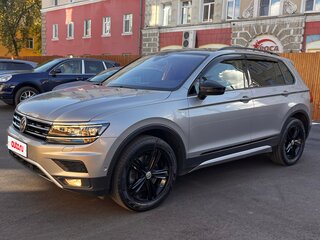 2019 Volkswagen Tiguan II, серый, 2850000 рублей, вид 3