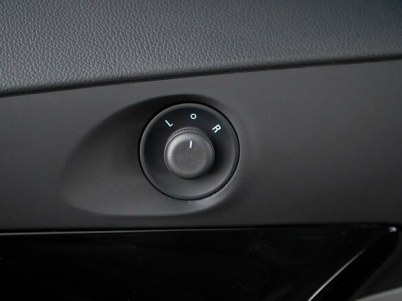 2012 Chevrolet Orlando I, чёрный, 1134999 рублей - вид 17