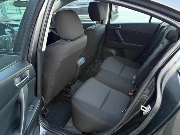 2011 Mazda 3 II (BL), серый, 1090000 рублей - вид 14